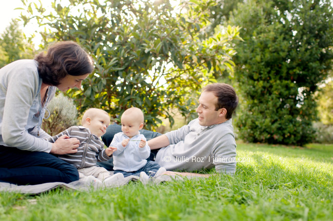 Photographe famille 92 : séance photos enfants Issy les Moulineaux : Antoine et Maxime_1