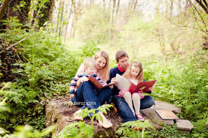 Séance photos mise en scène enfants famille, photographe Port-Marly (78) : Tom et Eline_1