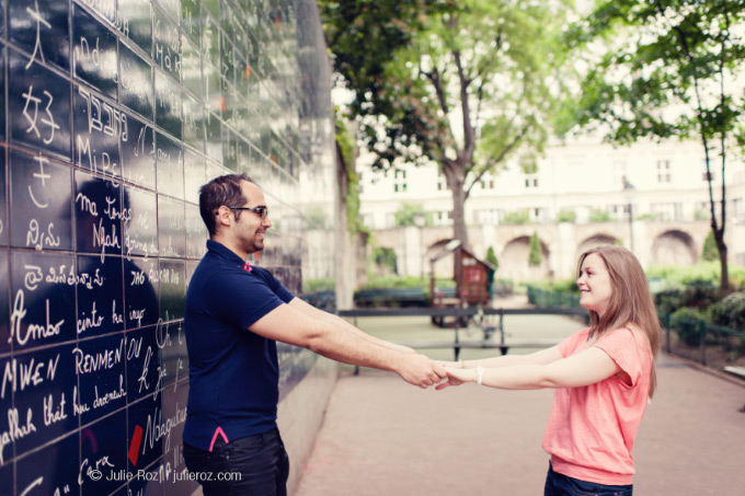 09_photographe_couple_paris Photographe couple Paris : Charlotte & Matthieu à Montmartre_2