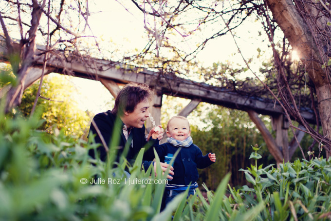 Séance photos enfant famille, photographe Issy les Moulineaux (92) : Noé et ses parents_7