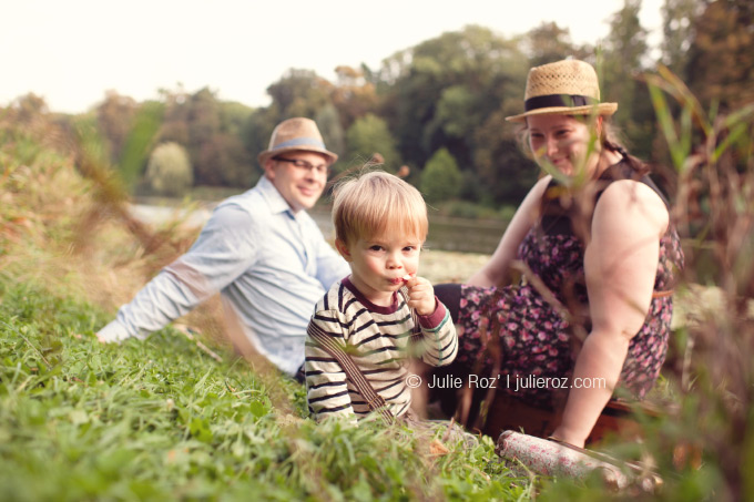 23_photographe_famille_Svres_92 Photographe enfant Sèvres (92), séance photos mise en scène famille : Ewan_10