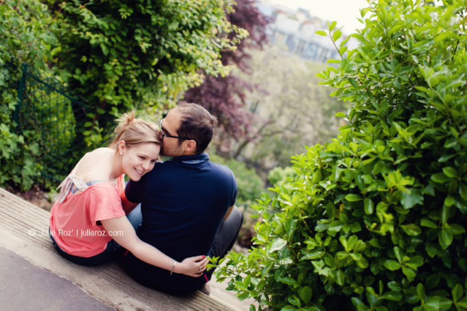 31_photographe_couple_paris Photographe couple Paris : Charlotte & Matthieu à Montmartre_16