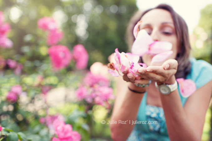 43photographematernitepetalesroseshaylesroses Photographe femme enceinte L’Hay-lesRoses : séance photos Catherine_12