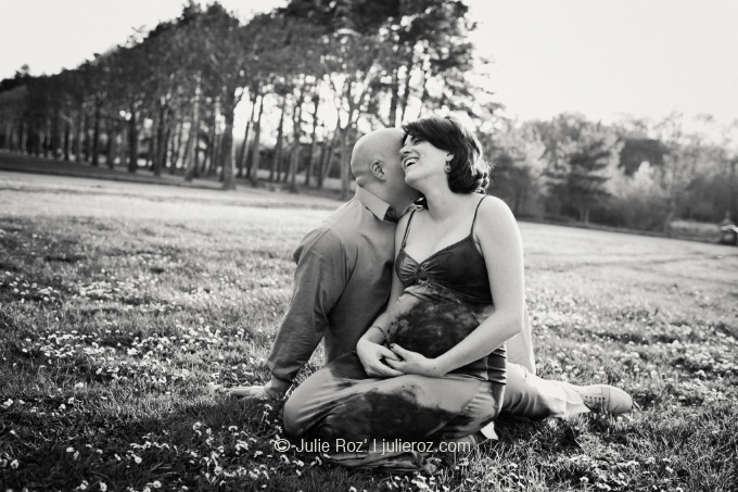 71_PHOTOS_ENCEINTE_PARC_SCEAUX_JULIE_ROZ Séance photos femme enceinte, photographe Sceaux (92) : Yara et Christopher_27