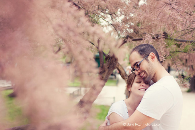 71_photographe_couple_paris Photographe couple Paris : Charlotte & Matthieu à Montmartre_31