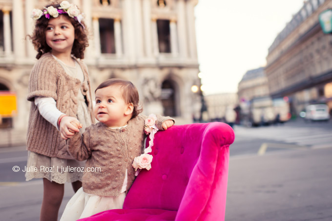Séance photos famille Paris, photographe enfants Paris : Romy et Lou_6