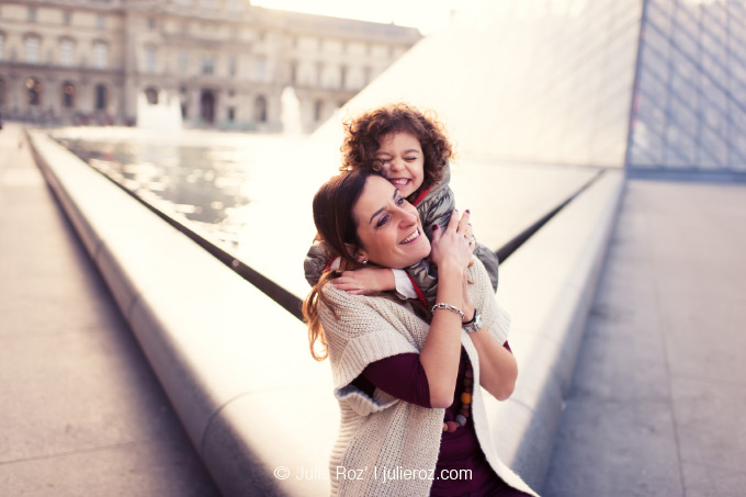 Séance photos famille Paris, photographe enfants Paris : Romy et Lou_11