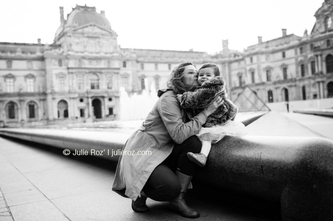 Séance photos famille Paris, photographe enfants Paris : Romy et Lou_15
