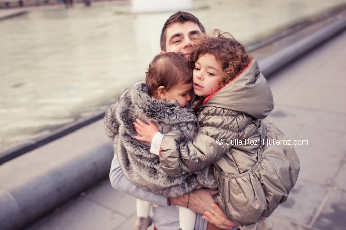 Séance photos famille Paris, photographe enfants Paris : Romy et Lou_20