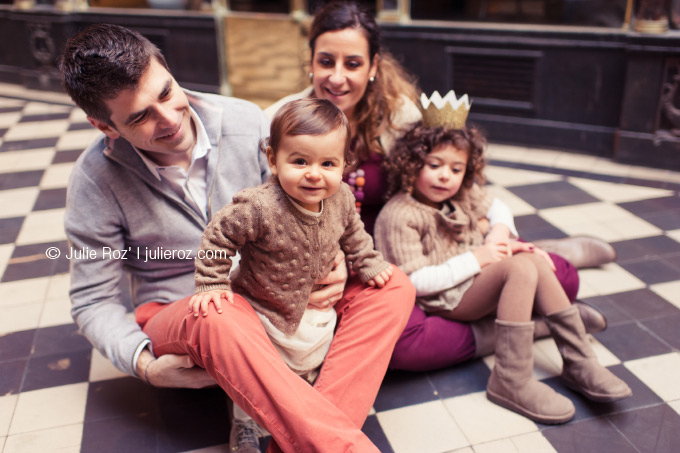 Séance photos famille Paris, photographe enfants Paris : Romy et Lou_33