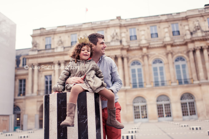 Séance photos famille Paris, photographe enfants Paris : Romy et Lou_46