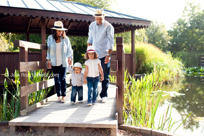 Photographe professionnel famille 92, séance photo famille Rueil : Nina et Salomé_1