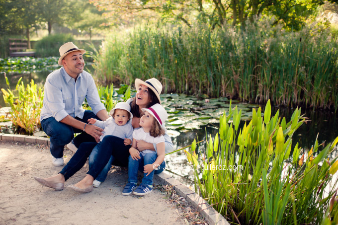Photographe professionnel famille 92, séance photo famille Rueil : Nina et Salomé_8