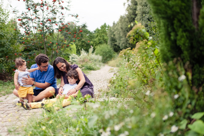 Photographe professionnel famille 92, photo famille Issy les Moulineaux : Apolline et Paul_10