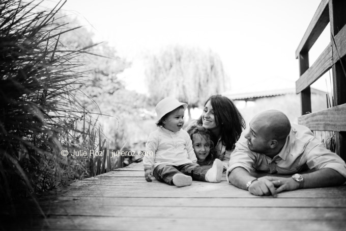 Photographe professionnel famille 92, séance photo famille Rueil : Nina et Salomé_14
