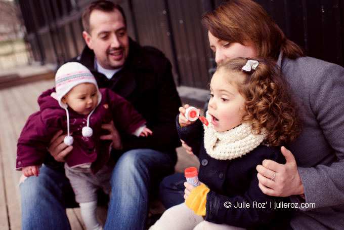 Séance photo famille Paris, photographe famille Paris : Lise et Léonie_13