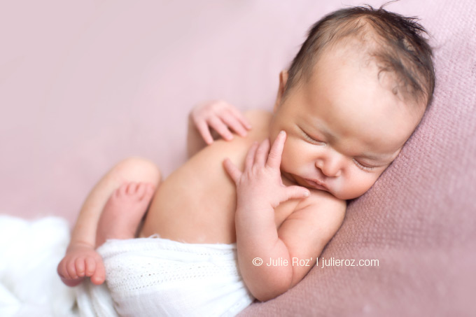 photo_maternite_92 Séance photo bébé domicile, photographe naissance Paris, Hauts-de-Seine 92 : Garance_11