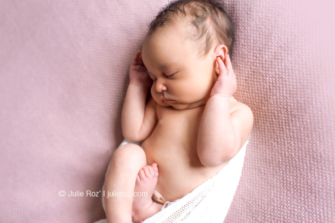 photo_naissance_ile_de_france_ Séance photo bébé domicile, photographe naissance Paris, Hauts-de-Seine 92 : Garance_12
