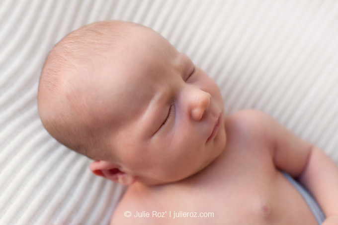 Photographe professionnel bébé Hauts-de-Seine, photo naissance 92 : Valentin_22