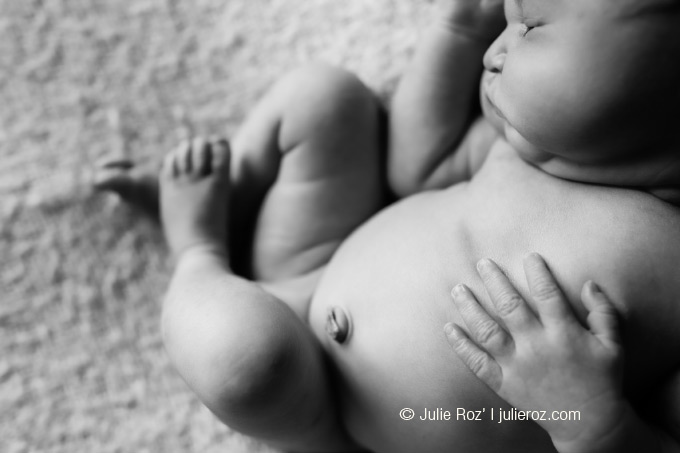 photographe_bebe_92_julie_roz Séance photo bébé domicile, photographe naissance Paris, Hauts-de-Seine 92 : Garance_18