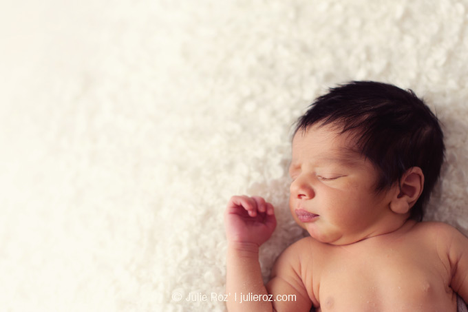 Photographe bébé Paris : séance photos nouveau-né Paris : Ismael_3