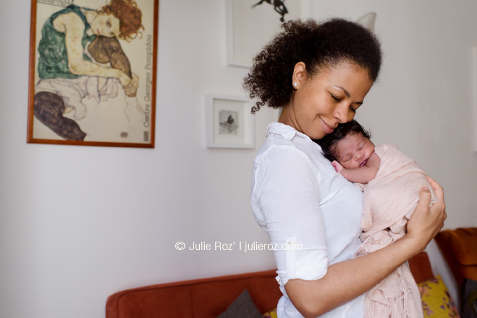 Photographe spécialiste nouveau né, apsnn, photo bébé domicile Paris : Iris_16