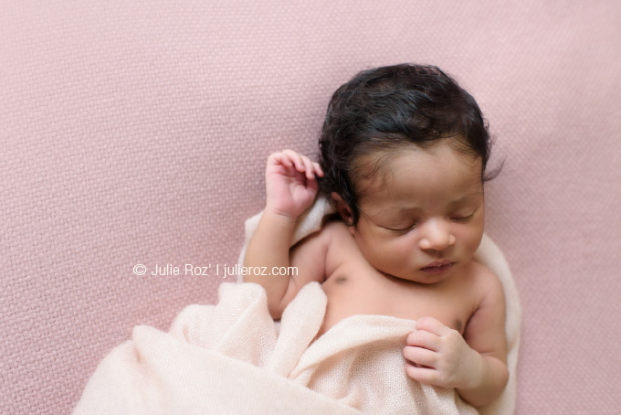 Photographe spécialiste nouveau né, apsnn, photo bébé domicile Paris : Iris_20