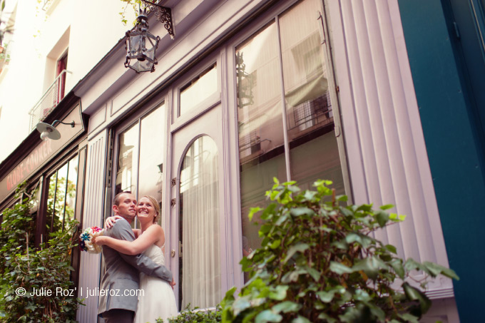 photographe_couple_paris_love_session_day_after_JulieRoz_23 Photographe couple Paris : séance photos day after toits de Paris : Charlène et Julien_6