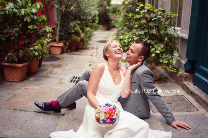 photographe_couple_paris_love_session_day_after_JulieRoz_34 Photographe couple Paris : séance photos day after toits de Paris : Charlène et Julien_13