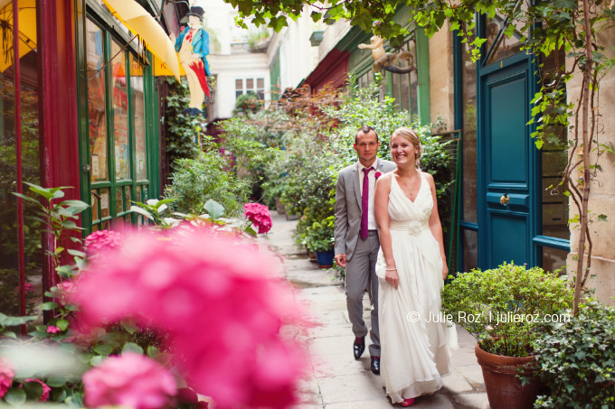 photographe_couple_paris_love_session_day_after_JulieRoz_44 Photographe couple Paris : séance photos day after toits de Paris : Charlène et Julien_18