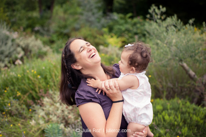 Photographe professionnel famille 92, photo famille Issy les Moulineaux : Apolline et Paul_25