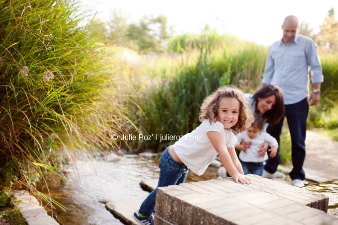 Photographe professionnel famille 92, séance photo famille Rueil : Nina et Salomé_22