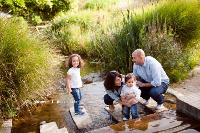 Photographe professionnel famille 92, séance photo famille Rueil : Nina et Salomé_23