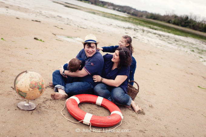 photographe_enfant_bretagne_012_1 Photographe enfant famille Bretagne : séance photos mise en scène Saint-Malo : Calixte et Aliette_19
