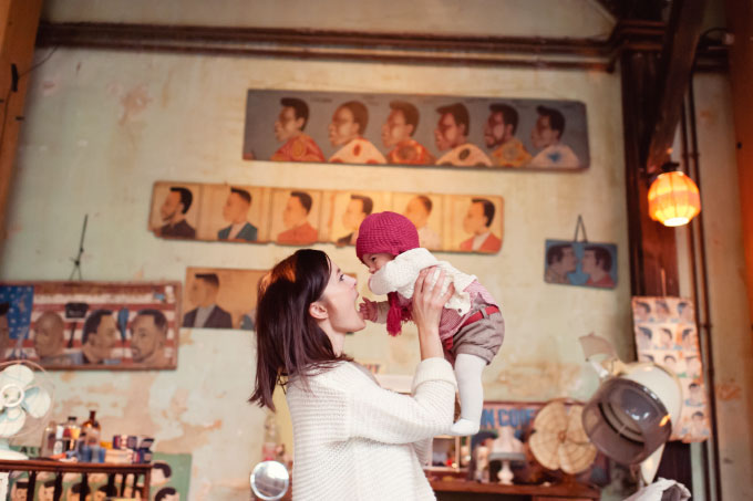 Photographe famille Paris : séance photos enfants Paris : Mila et Pablo_10