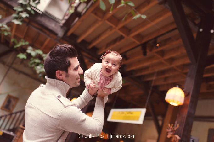 Photographe famille Paris : séance photos enfants Paris : Mila et Pablo_22
