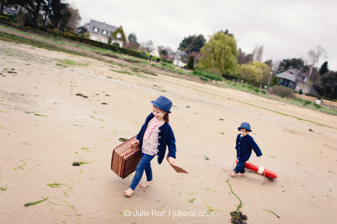 photographe_famille_bretagne_009_1 Photographe enfant famille Bretagne : séance photos mise en scène Saint-Malo : Calixte et Aliette_30
