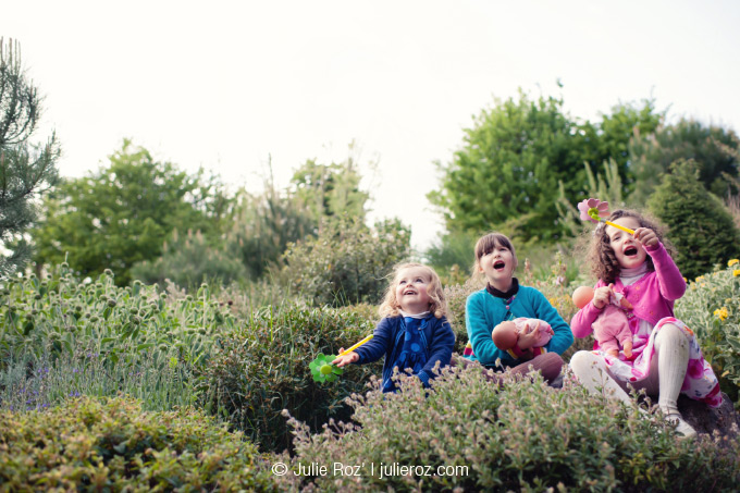 Séance photos enfants Issy, photographe famille 92 : Margot, Sara, Léna_16