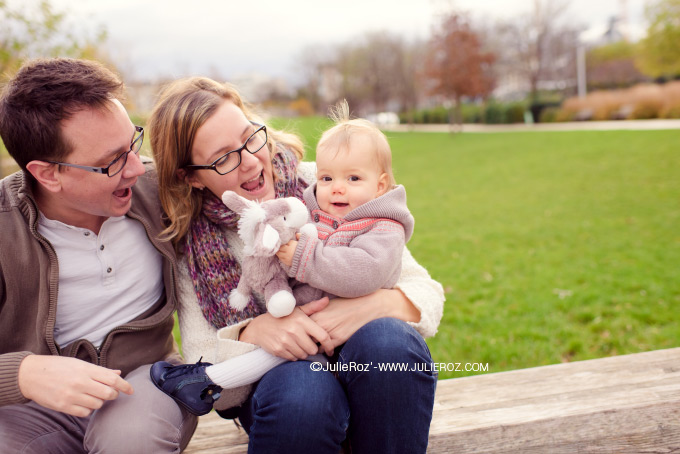 Photographe bébé Paris, séance photo bébé famille Paris : Chloé_23