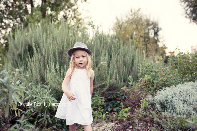 Photographe famille Paris, séance photos enfants Issy : Zélie, Milan et Sasha_37
