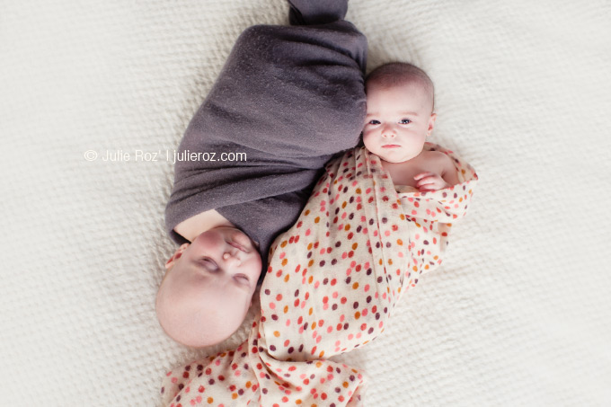 Séance photos bébé domicile Sceaux, photographe jumeaux 92 : Louise et Lucas_28
