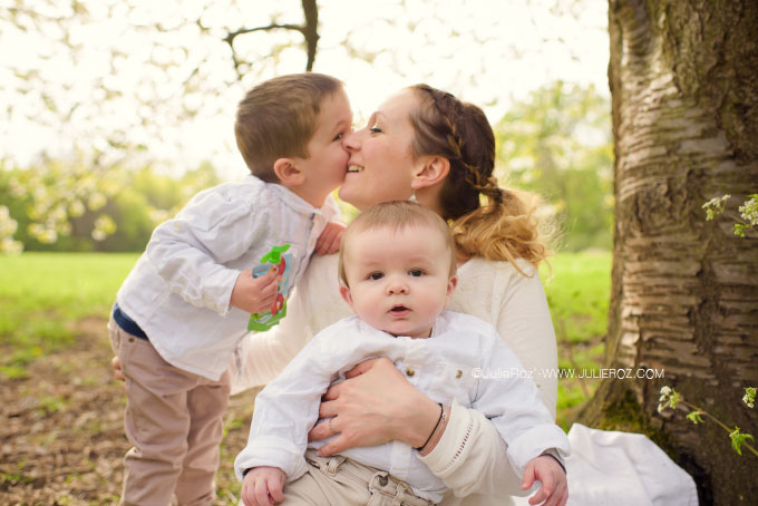 Photographe bebe 92, séance photo famille sous les cerisiers Sceaux_6