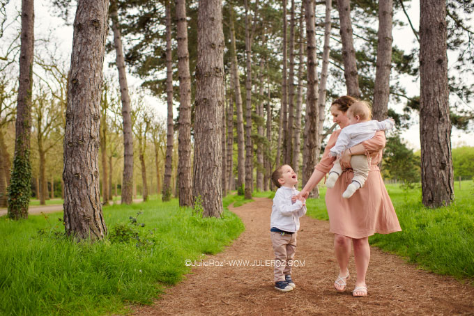 Photographe bebe 92, séance photo famille sous les cerisiers Sceaux_29