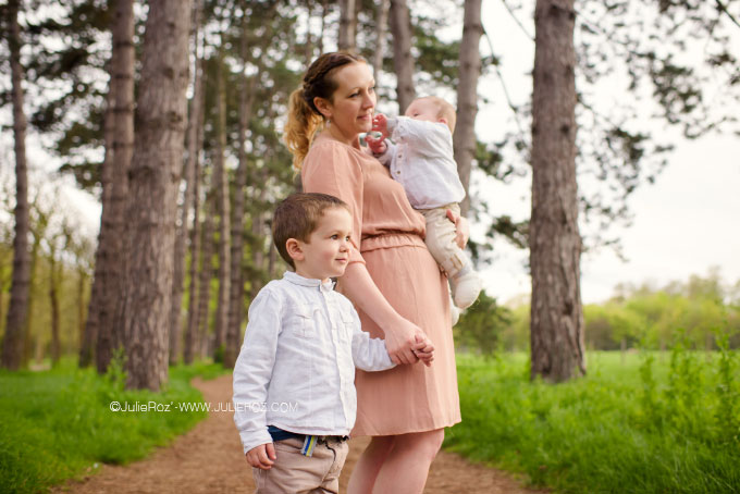 Photographe bebe 92, séance photo famille sous les cerisiers Sceaux_31