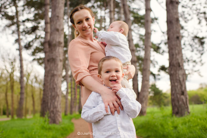 Photographe bebe 92, séance photo famille sous les cerisiers Sceaux_32