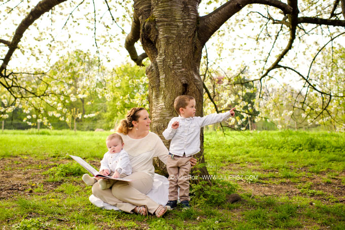 Photographe bebe 92, séance photo famille sous les cerisiers Sceaux_2