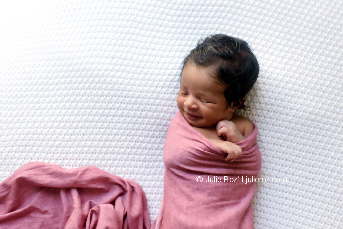 Photographe spécialiste nouveau né, apsnn, photo bébé domicile Paris : Iris_26