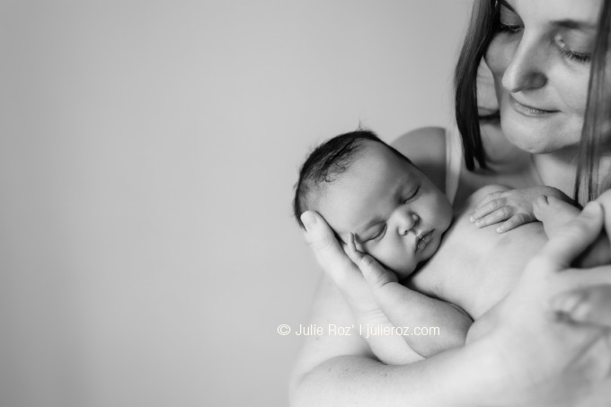 photographe_paris_julie_roz Séance photo bébé domicile, photographe naissance Paris, Hauts-de-Seine 92 : Garance_31