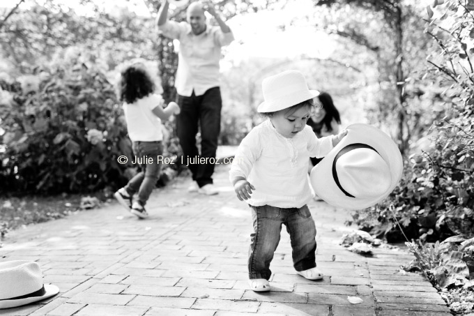 Photographe professionnel famille 92, séance photo famille Rueil : Nina et Salomé_30