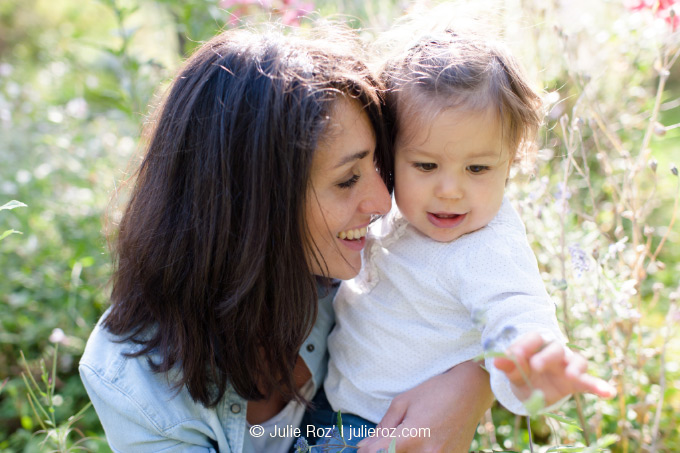 Photographe professionnel famille 92, séance photo famille Rueil : Nina et Salomé_37